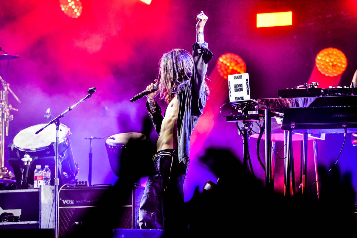 IncubusBand's tweet photo. Is the 🤛 that got me 😵 today https://t.co/SqPcNGY3od