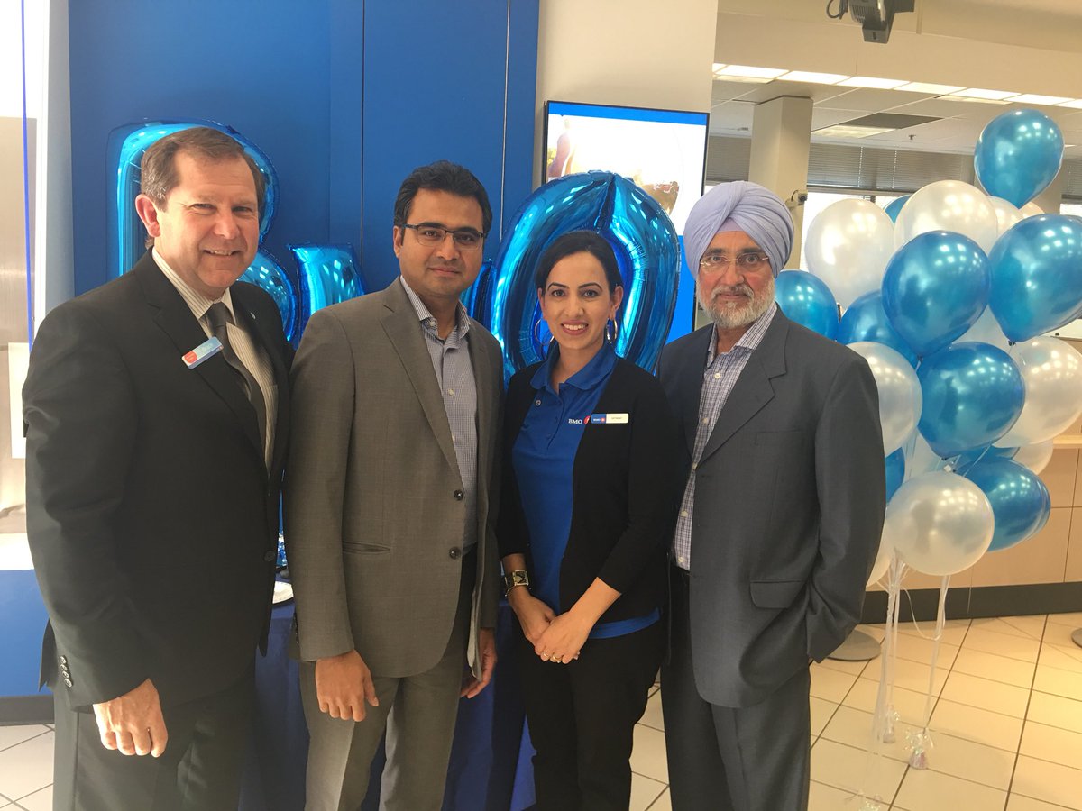 Congratulations &amp; happy 46th anniversary #Scottsdale branch! Love the vibe &amp; energy of everyone in the branch! #BMO200 #ProudtoworkatBMO