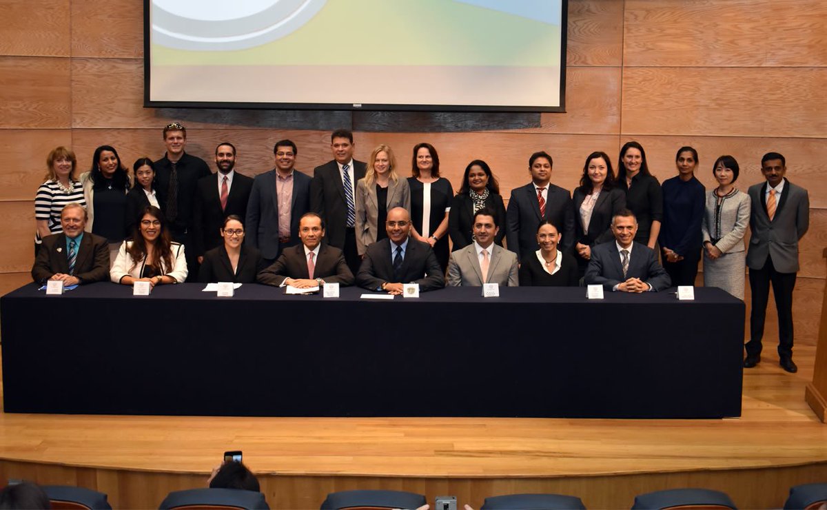 carlossm68's tweet photo. A great journey "shoulder by shoulder" in this @citizenIBM #CSCMex8 with @pdeleonbe @DigitalOppTrust this month in #Queretaro. Thank you!!! https://t.co/dJDkcfVE2j