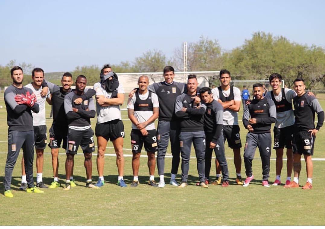 larryvasquez_19's tweet photo. 💪🏽⚽️ https://t.co/Kn6bM30zCl