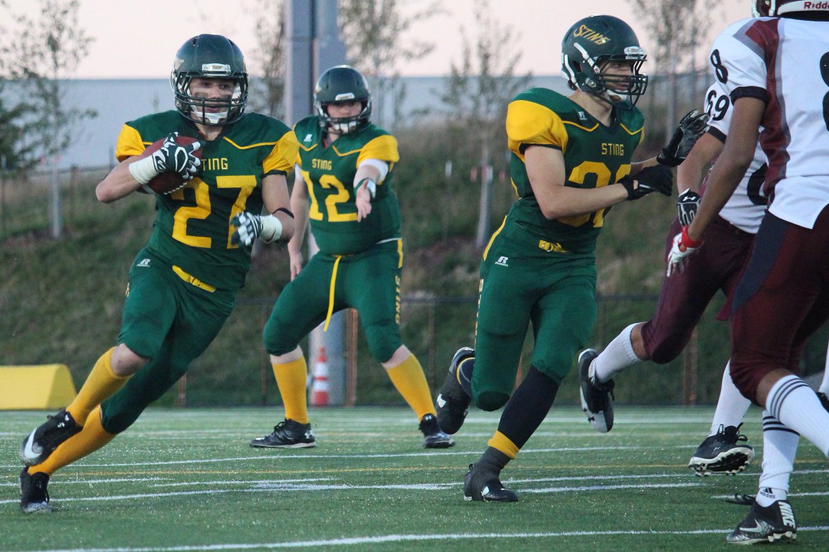 LindsayDMorey's tweet photo. #Fortsask @forthighschool Sting football secure record breaking season w/ four shutouts, bye to the semis on Nov. 2:https://t.co/u6e8YeWLRh https://t.co/BbXvsR962J