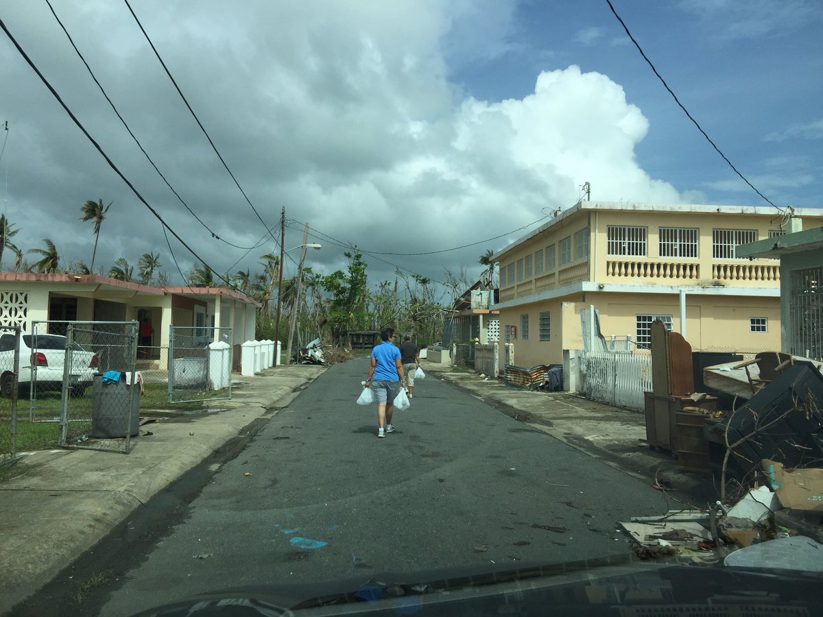 yukiyu99's tweet photo. Today, #Humacao #PuertoRico. Please continue to help 👉🏼 https://t.co/cljBbkBDkW #ALLinPR #PuertoRicoSeLevanta #MariaPR https://t.co/sJKJciUdck