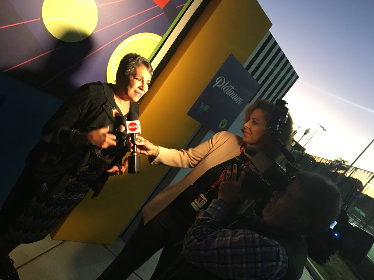 DCDPR's tweet photo. The incomparable @urbanmediamaven #cathyhughes is here. #Rwlcplatinumexperience #Tennistiesafterfive https://t.co/tWzKyd1XRm