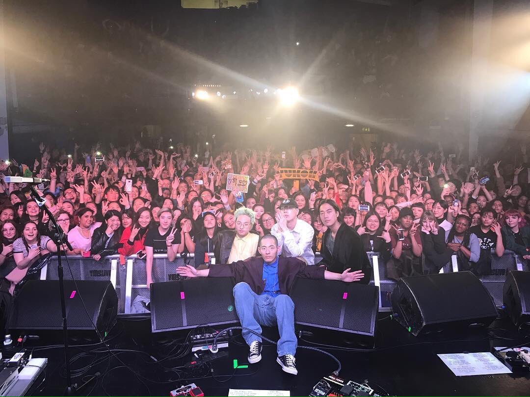 mariemuses's tweet photo. That was something special. Thanks @hyukohh ❤️🇰🇷 https://t.co/O6JpR5QJ6R