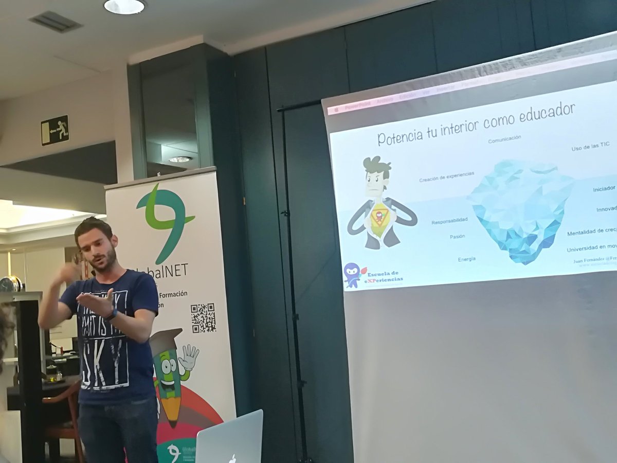 aarribasa's tweet photo. Juan Fernández nos comparte su experiencia de emprendimiento personal en #Innobaredu @FernandezGalera https://t.co/HMM3J8uPuu @innobaredu https://t.co/0nfWi2AyuY