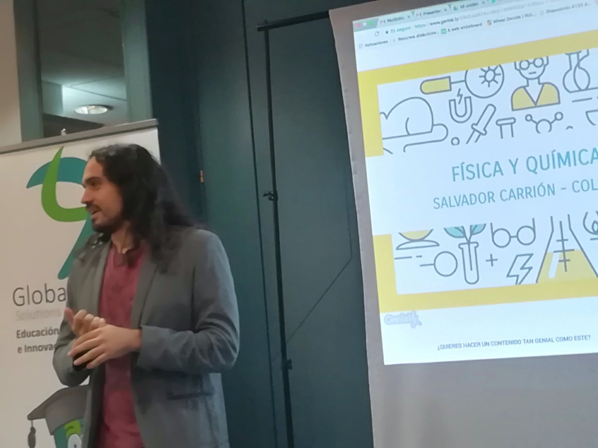 aarribasa's tweet photo. ¿Se puede estudiar sin libros de texto? Salva Carrión lo explica en #Innobaredu con @genially_es en #ESO @salva_cv @innobaredu @Cole_Reggio https://t.co/DPrtXFPr9o