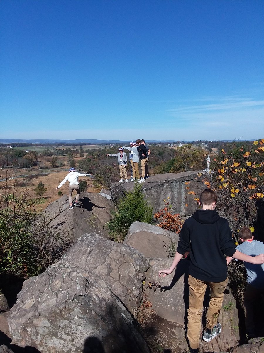 LearwoodDCTrip's tweet photo. Little Round Top Cont. #bus6rocks https://t.co/xCtqUi8h9U