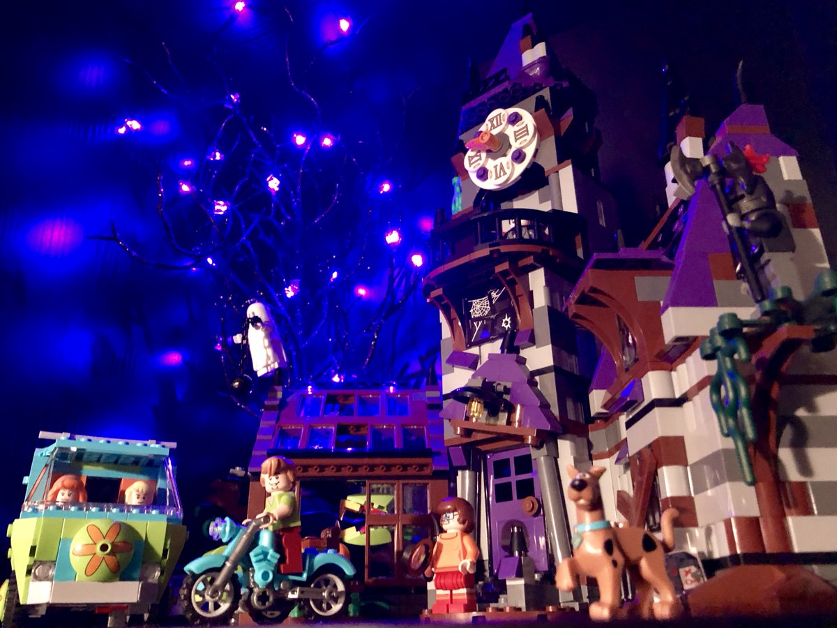 LegoBrickGuy's tweet photo. Added battery-powered purple lights shaped like small bats to the tree in my #LEGO #ScoobyDoo #Halloween display. Turned out great. https://t.co/3kyCW0vgC9