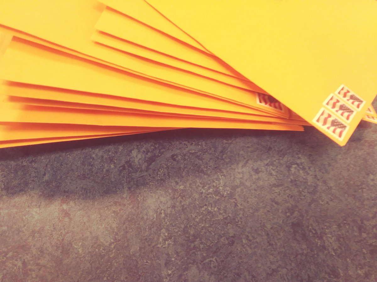 Jamesriverbasin's tweet photo. We are loving this stack of JRBP Member Welcome Packets with #LunchLaunch prizes inside! New members, watch your mailbox 📫 https://t.co/0IUnMJUqs0