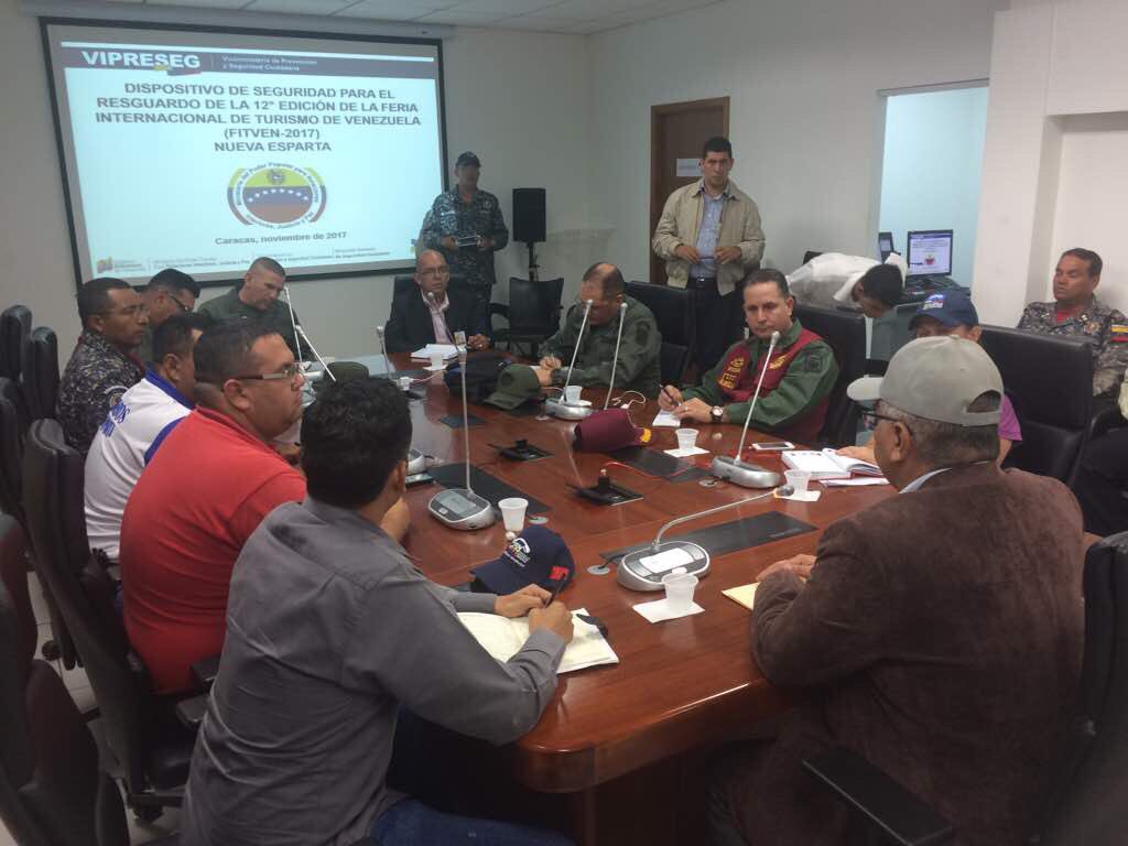 #Cicpc Nueva Esparta coordinando acciones de protección para la 12va FITVEN 2017.  Non ministrari Sed ministrare