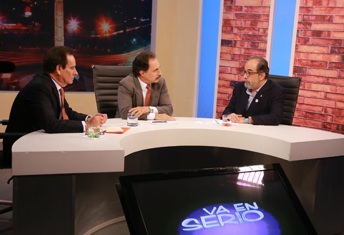 fuerza_turquesa's tweet photo. Les compartimos la entrevista que dio nuestro pdte. @Luiscasob en @MexiquenseTV ¡No te la pierdas! ✓https://t.co/pGI6OmjSMM #EstamoListos https://t.co/pTmMuNbyxc