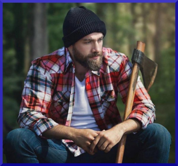 Limitedarazao's tweet photo. Como esta #LucasValença [#Hipster #Samurai #Lenhador] 
#PolicialFederal que se destacou em #Outubro2016 ? 🤔

#Outubro2017
Permanece lindo !😍 https://t.co/akQ2hl6g2T