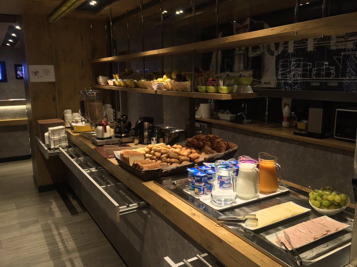 #BuenosDias no hay excusas para empezar este fin de semana con energía! Hoy y mañana tendremos nuestro desayuno hasta las 11.30h 😉