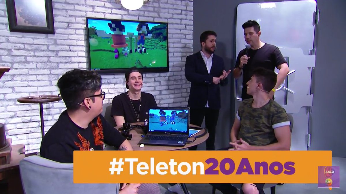 tazerparty's tweet photo. amei a live e com certeza irei doar ❤❤ #Teleton20Anos https://t.co/H0uhz0MiAN