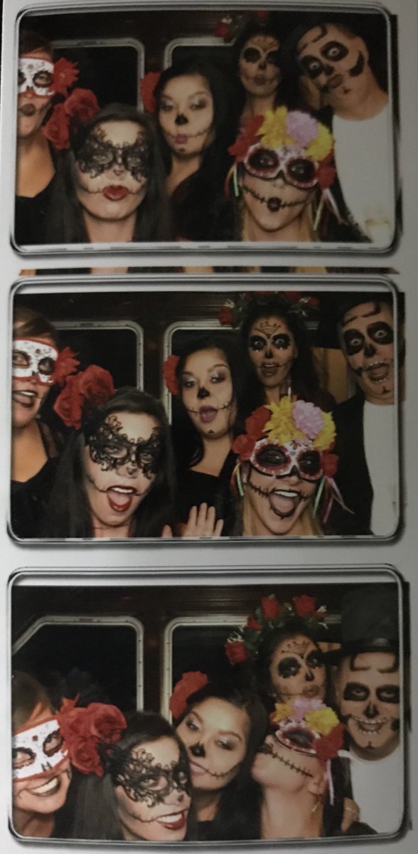 DocheFamilyDent's tweet photo. Photo booth pictures...doche family dental likes to have fun #sillyfaces #sdsasandiego #dochefamilydental #photobooth #smiletothecamera https://t.co/lyvtcyglWP