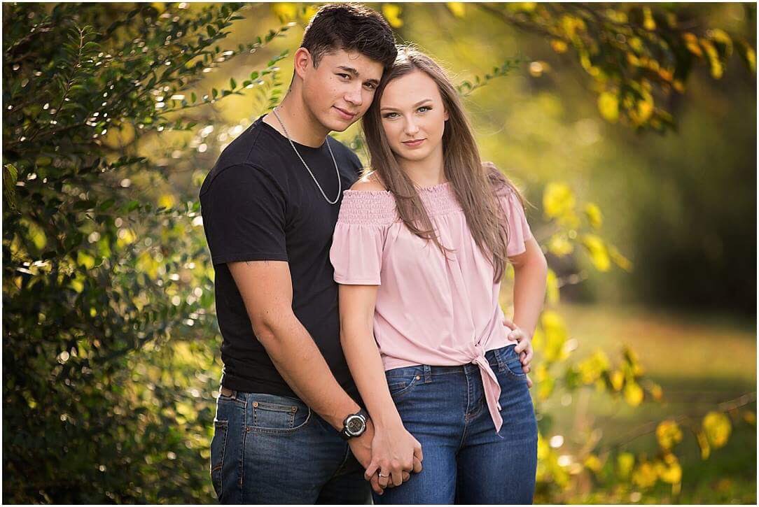 KheltonKristi's tweet photo. A few more senior pics! https://t.co/t0hwK6MPBW