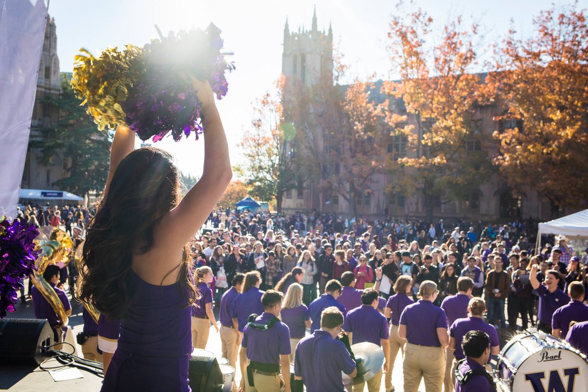 UW's tweet photo. It’s been a wonderful day celebrating everything purple and gold. Thank you for making it extra special, Huskies! #Wday https://t.co/VDLOhuGZlm