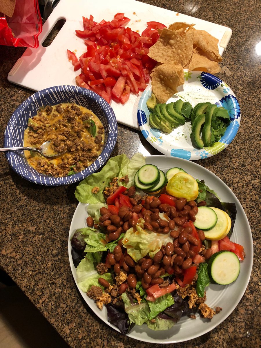 neilcloudwalker's tweet image. Taco Salad night.  Rainbow of colors = #fiercefuel.  Easy&amp;amp;cheap=#EZspeed