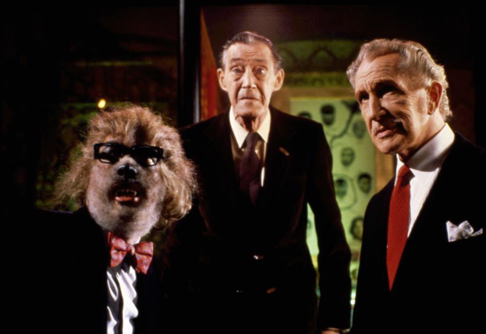 31vamps's tweet photo. Tonight! The Monster Club (1981) features Vincent Price in his only role as a vampire. https://t.co/6QvxAAaKTg #31daysofvampires https://t.co/el5M005f8T