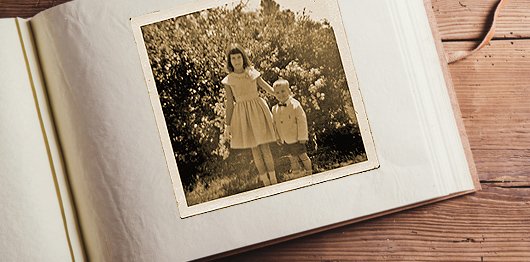 aamadams's tweet photo. Read how The Hartford employee Betsy McClain saved her brother's life, and credits The... https://t.co/82hQ43042i #iwork4thehartford https://t.co/HFvQRvTHBd
