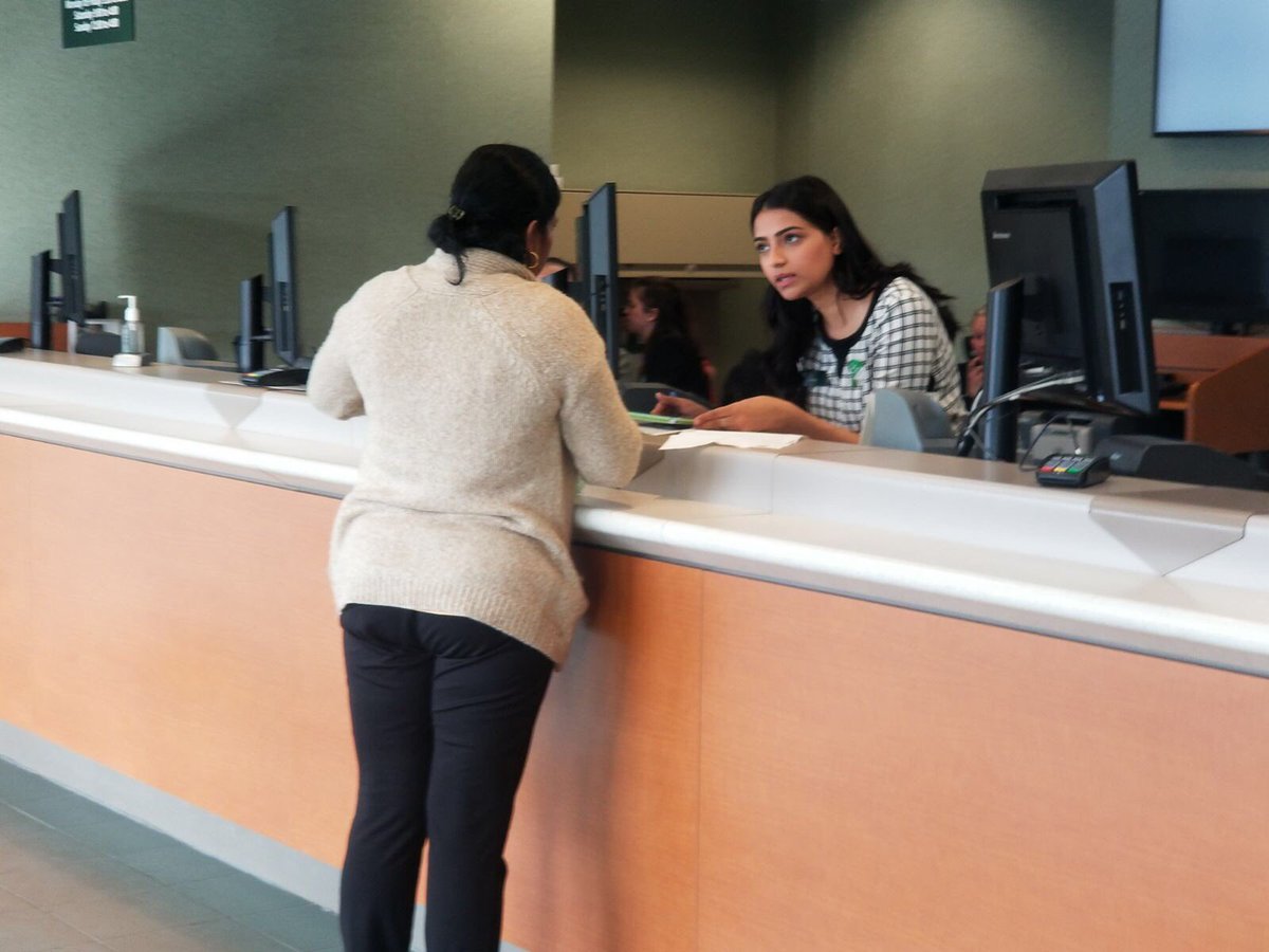 sophia_ali_333's tweet photo. Front Line Advice - Print your PreAuthorized Debit/Deposit via #TDEasyWeb. #ImDigitalReady #comfortablebanking @MarianNishan @GerardDinneen https://t.co/DdJ8MMWiJs