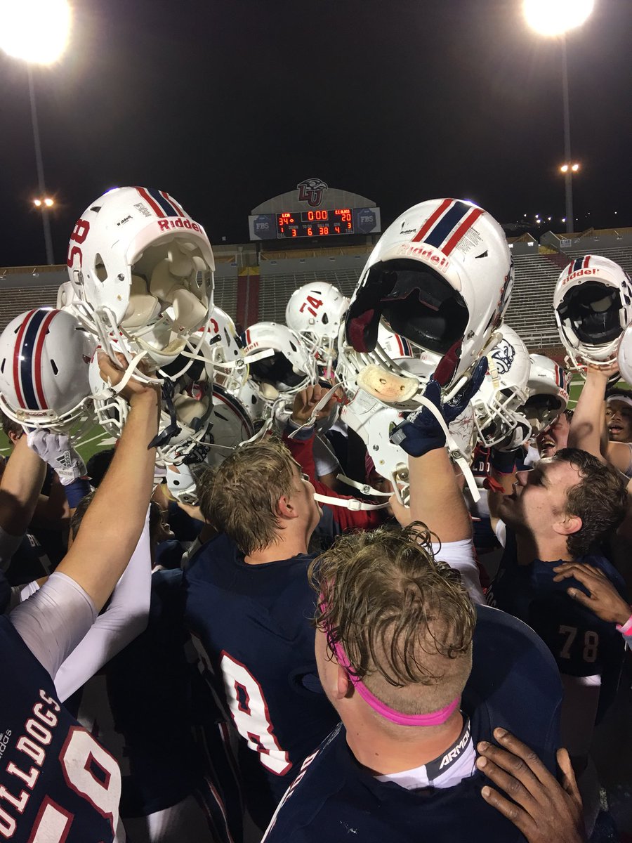 LCA_Athletics's tweet image. Great win on Senior night!!