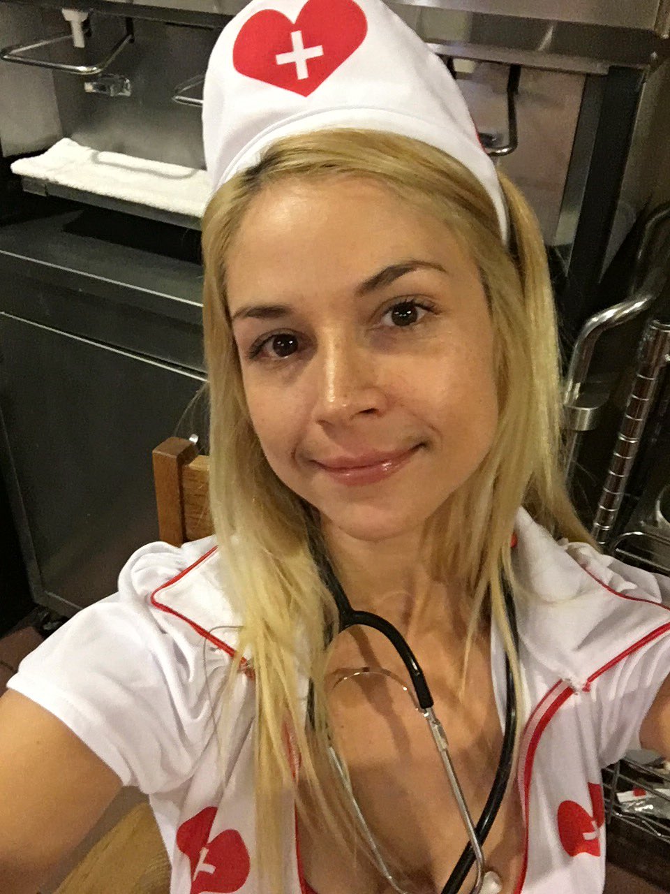 Sarah Vandella On Twitter Im A Nurse 🏥👩‍⚕️ ️🎃 