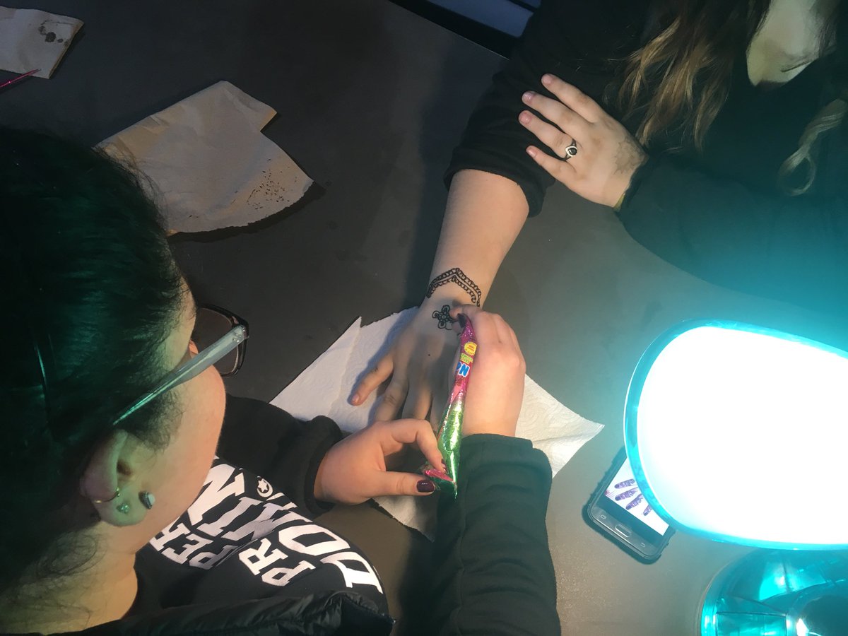 domsa_'s tweet photo. First henna stand of the year a success!!! #DOMSA #DBlock #WhoIsLoudounValley https://t.co/xSS8OLDjf9