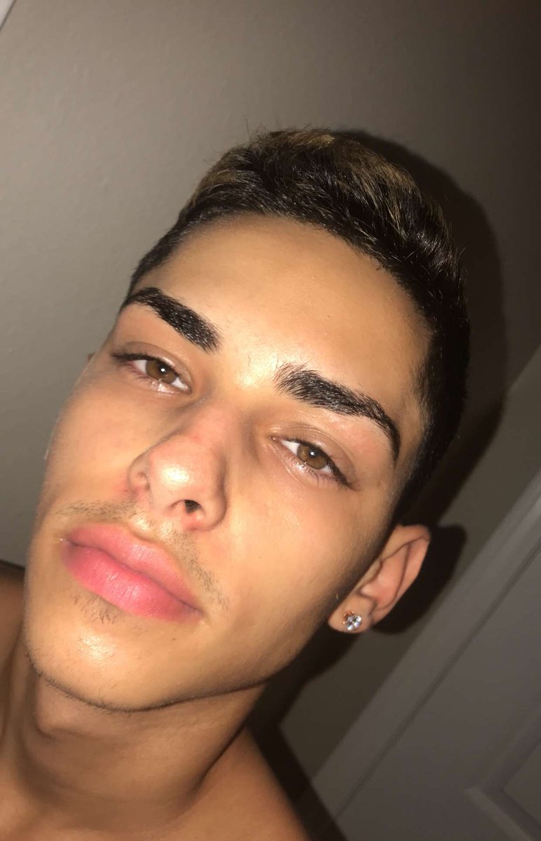 OpulentDimitri's tweet photo. Growing up https://t.co/Q0WigPlZNH