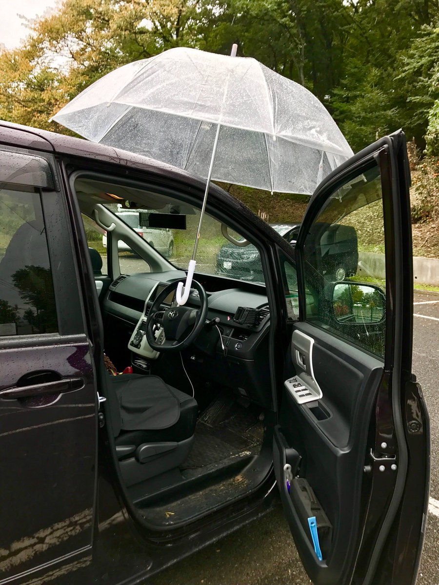 Cancelo 後部座席のドア閉めたり No Twitter