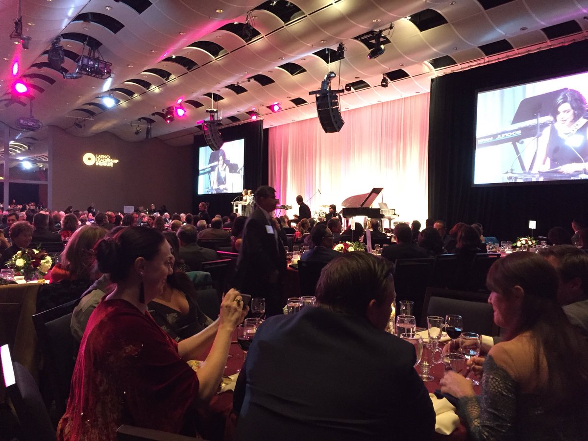 dolvera007's tweet photo. A great time at the Latino Leadership Institute Hall of Fame! #COLatinoHOF https://t.co/S2ctUXlUtS