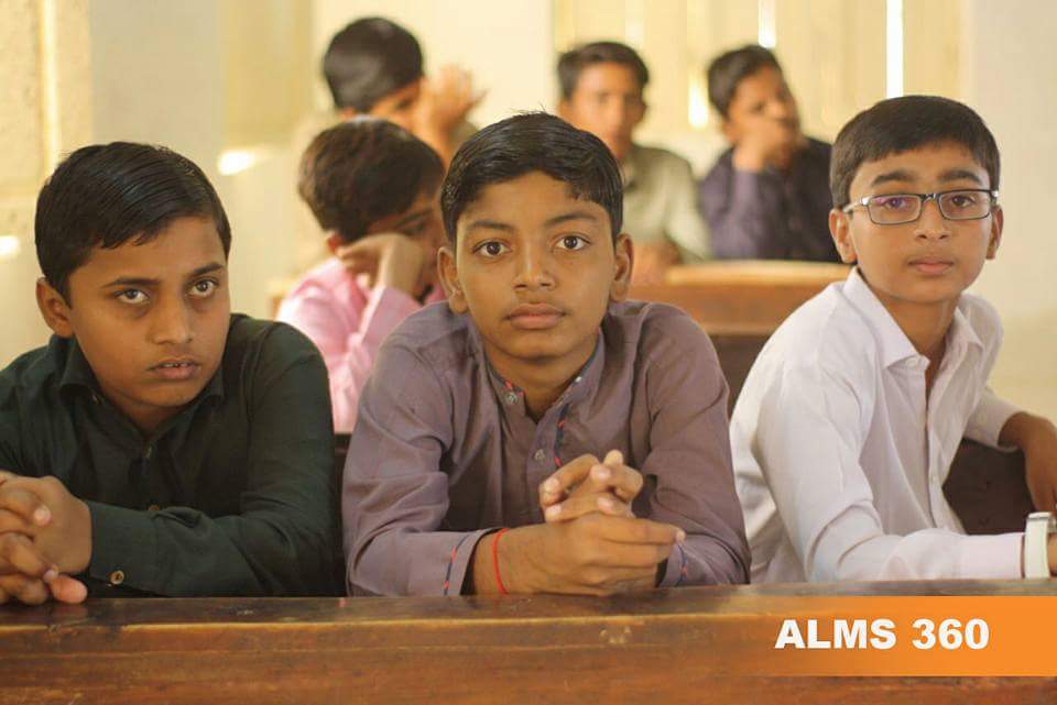 Alms_360's tweet photo. Alms360 Advocate Thar
4th Educational session.
Chelhar 23 Oct 2017. 
Speakers Jeetender Chhangani,Dheeraj Kumar &amp; Maharukh
#Thar #education https://t.co/BBIFPVDtxc