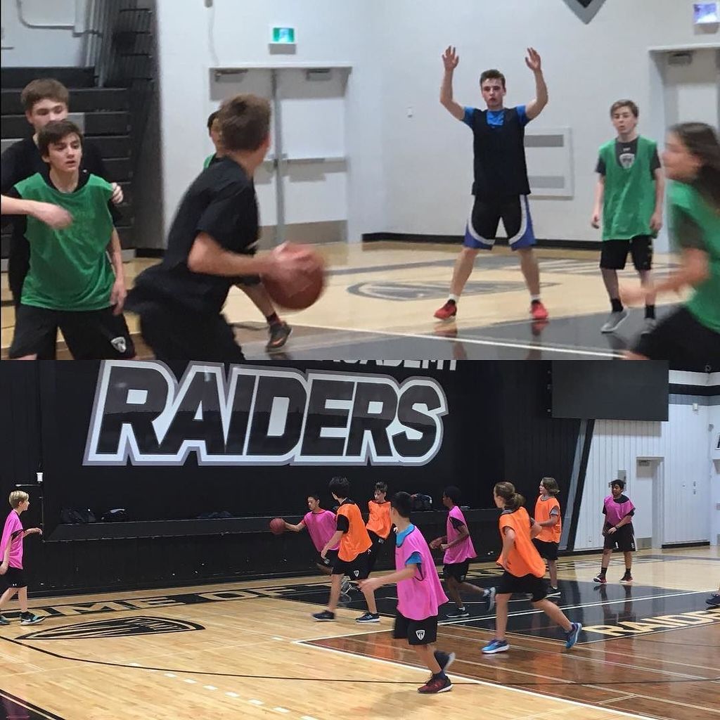 VimyAcademy's tweet photo. #vimyhockey with some b-ball today in P.E. #intense #crossoverdribble #vimyproud #kd https://t.co/1HUOMdfNxe