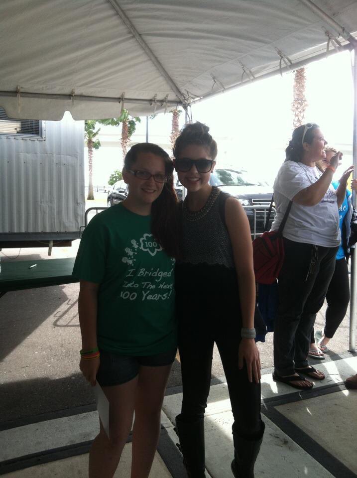 AyeeeItsKatt's tweet photo. Throwback to when I met @CarolineKole again at the Girl Scout bridging walk!!! ❤️❤️❤️🙄 https://t.co/jMnxUbhEeo