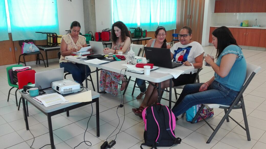 teinny_3's tweet photo. 2da Sesión de CTE. Un espacio para reflexionar nuestra intervención docente propiciado que sea eficaz,retadora y estimulante #AtpZ75 #SoyZ75 https://t.co/ICV3xxD4Q9
