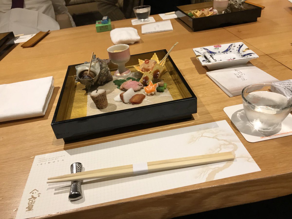 easyeasy77's tweet photo. 力の源！
銀座会合はここやね。

先日よくお世話なってる
スイスのプライベートバンク創設���の方から投資案件きたんでシェア。

出来レース乗りたい人いたらDMかなんかください

11月末最終締め切り
3月〜4月で元金に対して最低3倍。
見込みは6〜7倍
元本保証

持つべきものは脈 https://t.co/hmyUXd26m5