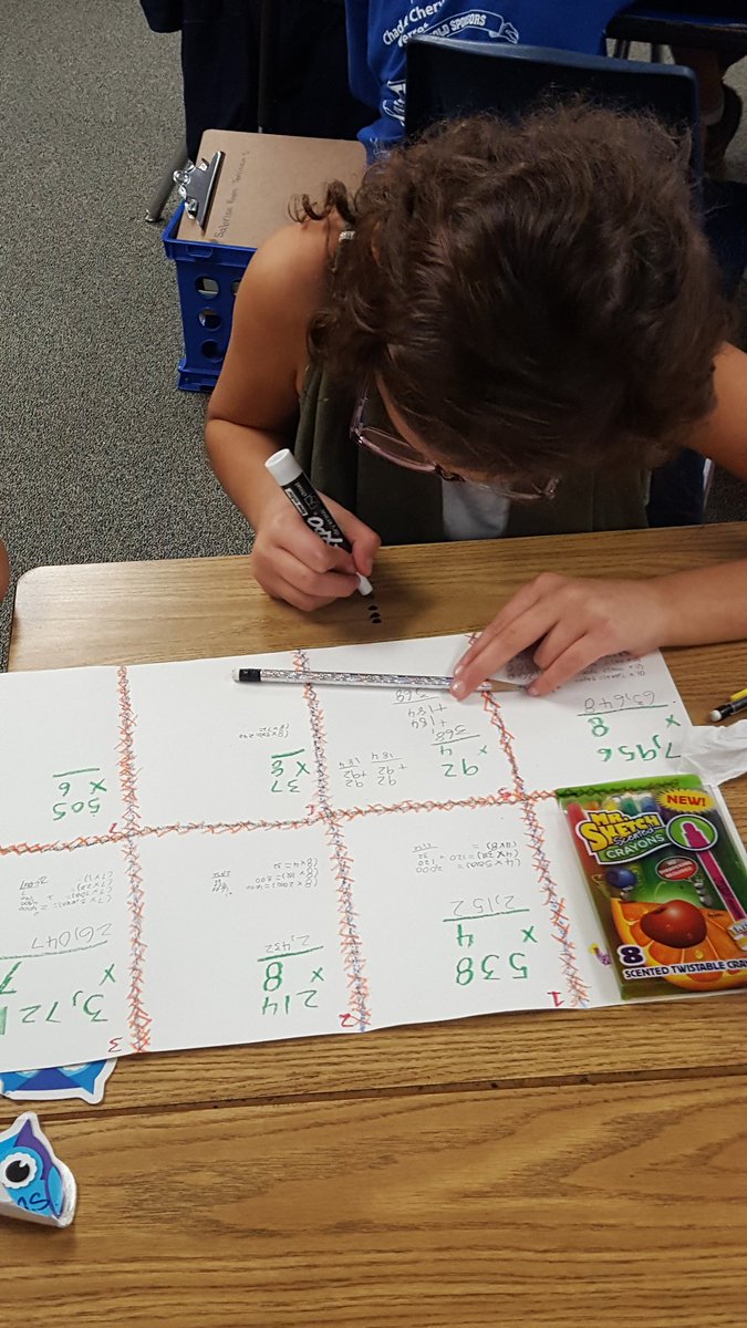 RESkjones's tweet photo. Having fun practicing multiplication in all sorts of ways!! @TISDRES #jonesowlstars #mathrocks https://t.co/SXE2KLhPgS