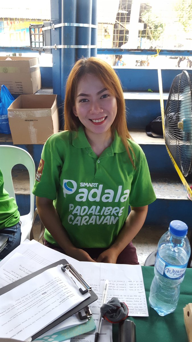 Kasama rin natin ang ating ka-bisyo <a href="/LykaBarista/">lyka barista</a> ngayong araw para makisaya sa #SmartPadalibreCaravan dito sa Batasan Hills Covered Court B.