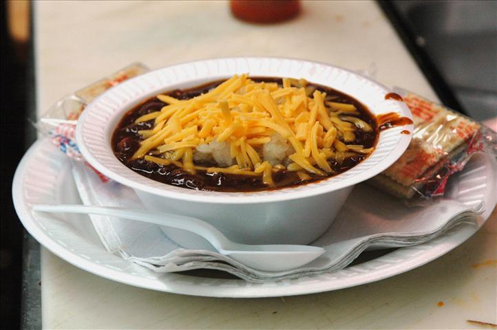 GeneralGCuster's tweet photo. #NevadaDay Parade-Sat-10/28/2017 in Carson City-List of Events From #CarsonNow-Free Chili From @DeanHeller ! https://t.co/7J1R8IIiSk https://t.co/eUtkEcyvMj