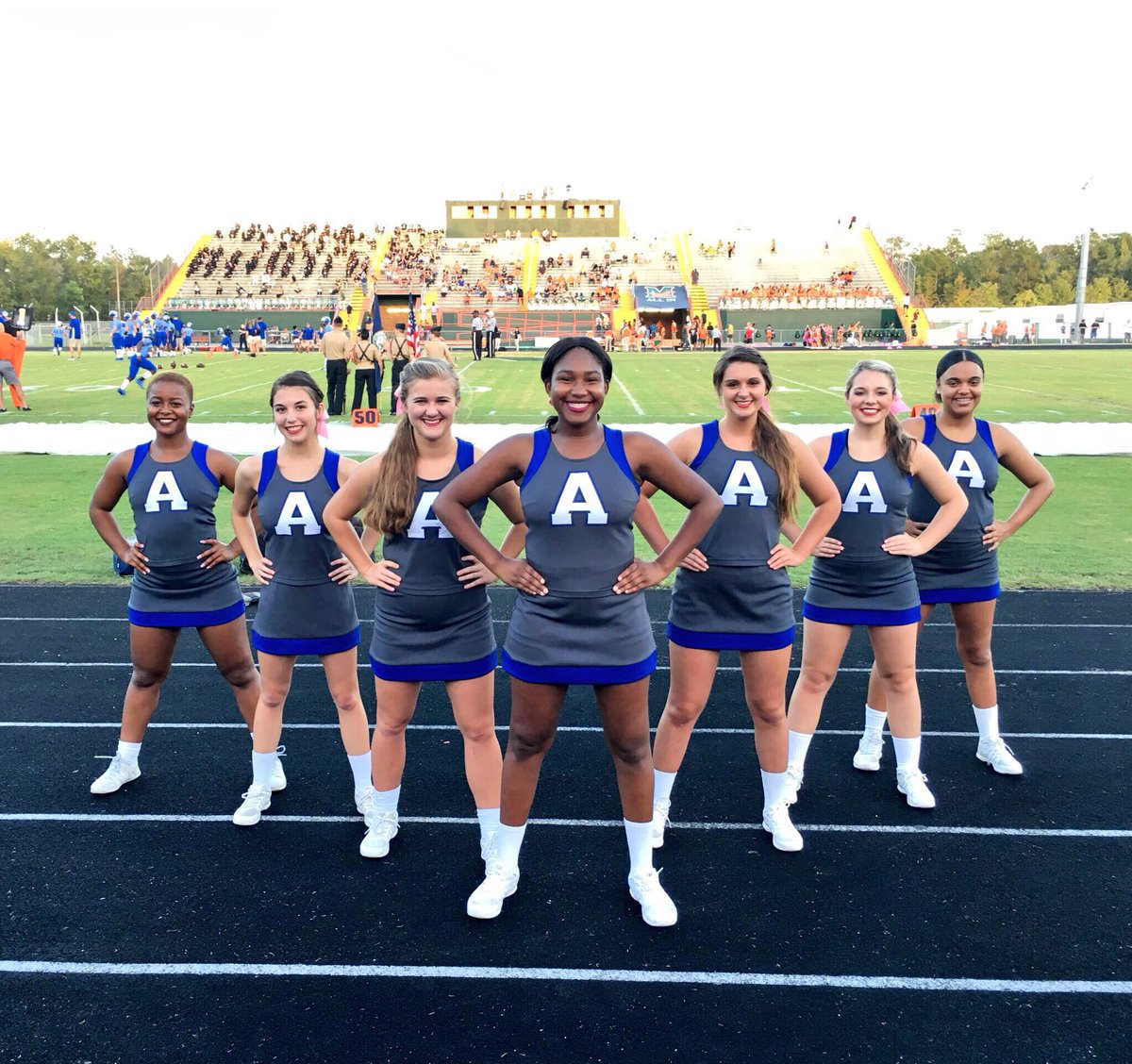 We 💙our seniors #darterstrong #SeniorNight