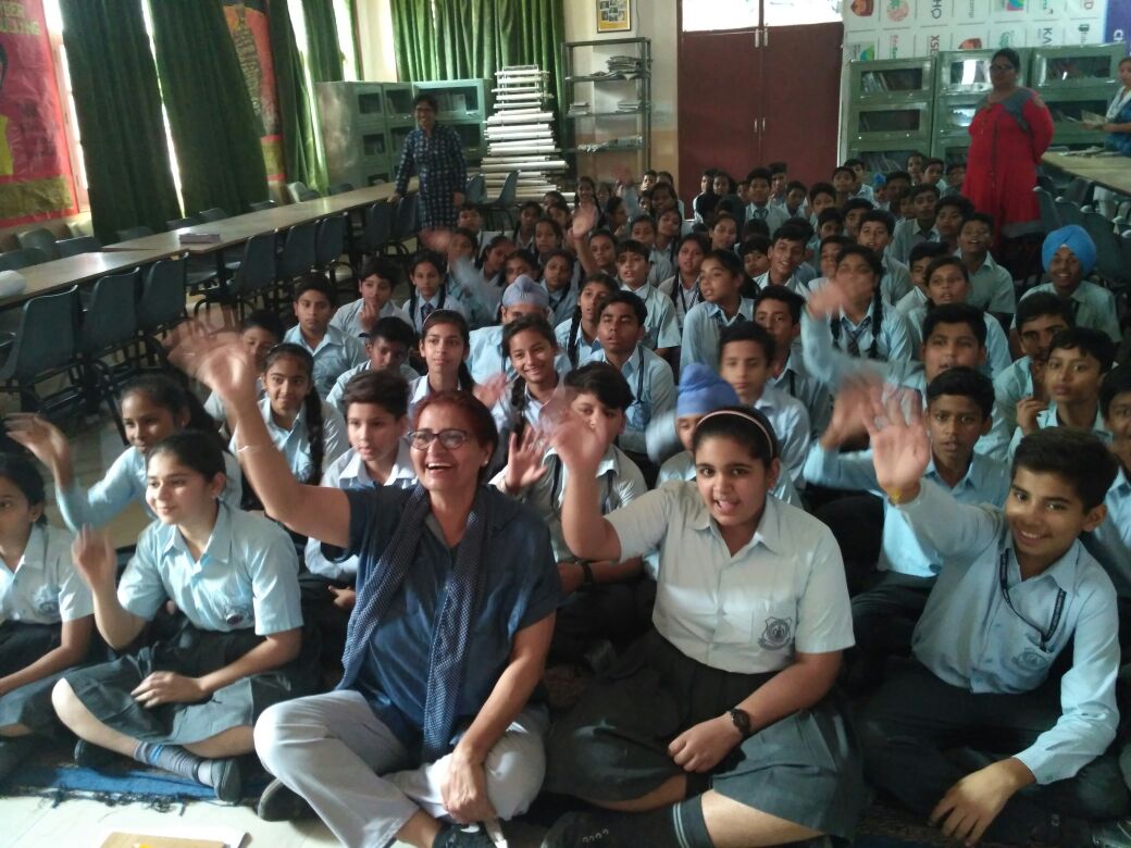 pkdhillon08's tweet photo. Skype Session of Ss Grade7 KamlaNehruPublicSch India with @Lieu1703 #ClimateActionP Loved the Flags of the two countries together @UNFCCC https://t.co/r6kVtwqENd