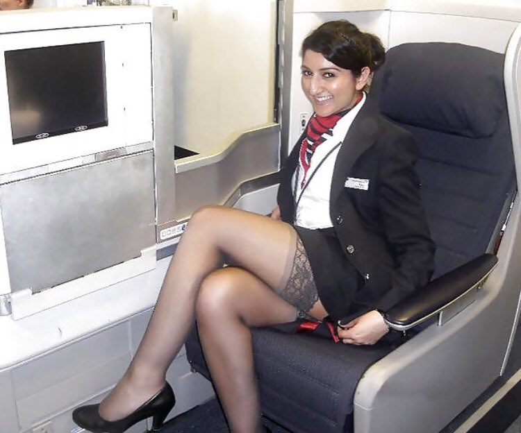проводница в колготках. стюардессы частное. бортпроводница юлия фомина. борт проводницы в колготках. флайт аттендант 18.