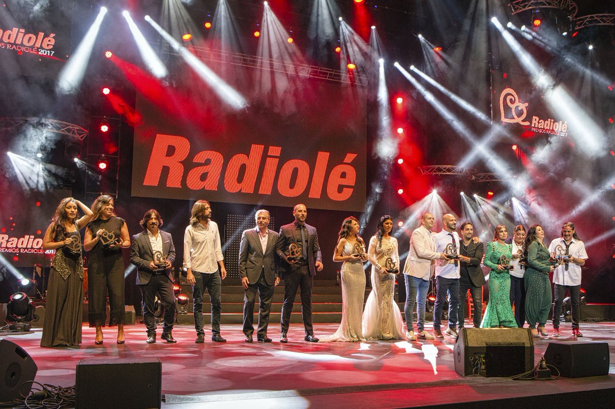 Ya está disponible el material gráfico y audiovisual para medios de los #premiosradiole2017 de <a href="/Radiole_oficial/">Radiolé</a> ➡️bit.ly/2yp6Kkt