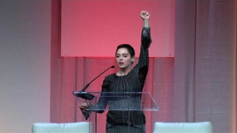 Bianca_Bondi's tweet photo. #itistimetocleanhouse #rosemcgowan #RISE 🖤🗡 https://t.co/JXZS6CW7WS