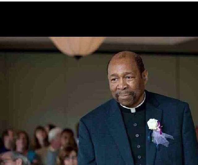 EsteSuave's tweet photo. Happy birthday to the only person I have ever opened up to, sad ur not here when I need you the most, but I will make u proud of me #hbdpops https://t.co/9VQRynMa6K