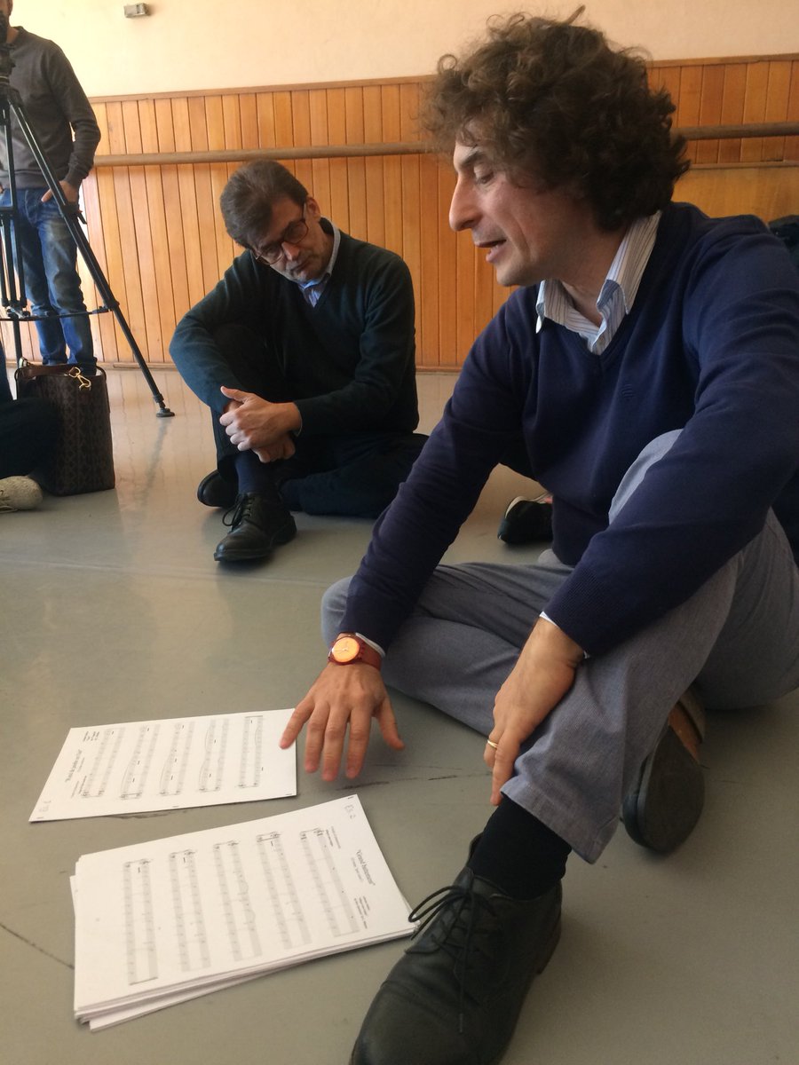 salottopapale's tweet photo. Composizioni pianistiche x #lezionedidanza. metodo,tabelle,canovacci di #MatteoTrimigno: da schema ritmico a improvvisazione #DFBtelling https://t.co/QXXfrPgfrr