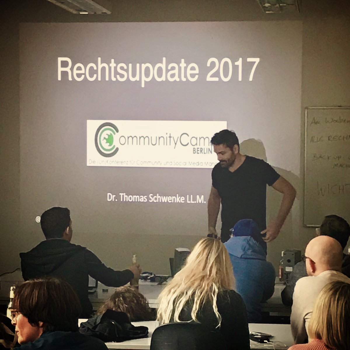 ben_x_gust's tweet photo. It‘s getting serious - with @thsch at @communitycamp. #Rechtsupdate #SocialMedia #ccb2017 https://t.co/qbIGnZHYGB