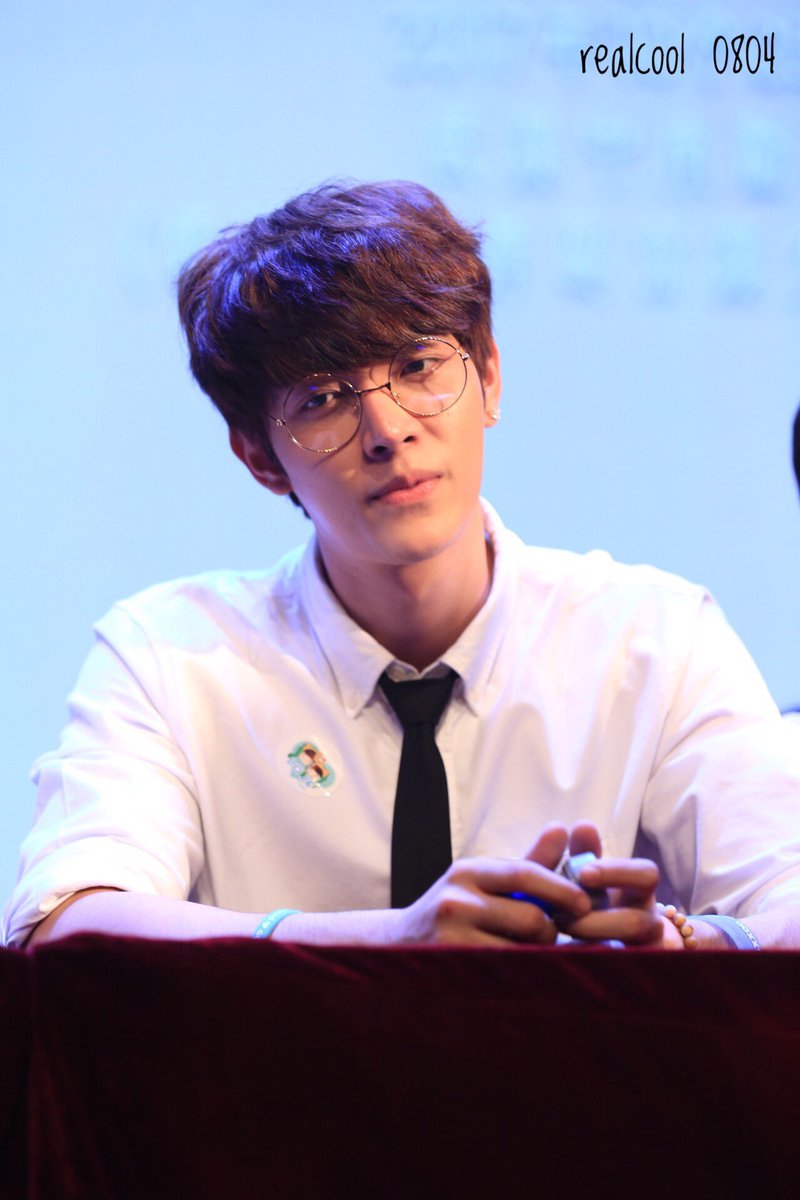 real_cool0804's tweet photo. 171028💫
handsome oppa🌟@gxxod4
 #ก็อตอิทธิพัทธ์ 
#gxxod 
#GxxodItthipat
#teamgxxod https://t.co/LGW6xQ7Ws2