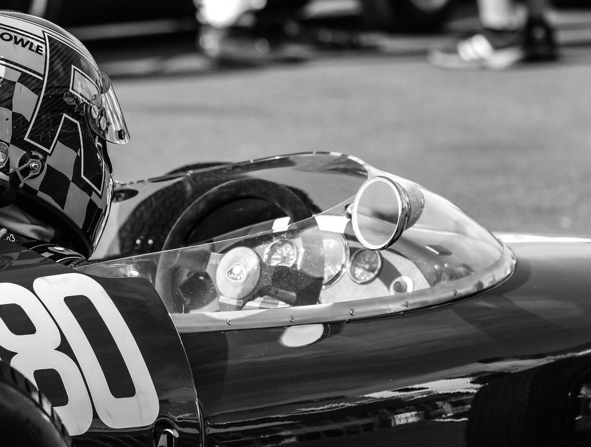 Qualified P1 for today’s race <a href="/AIAPortimao/">Autódromo Internacional do Algarve</a> in the Lotus 20/22 hope I don’t stall 🙈