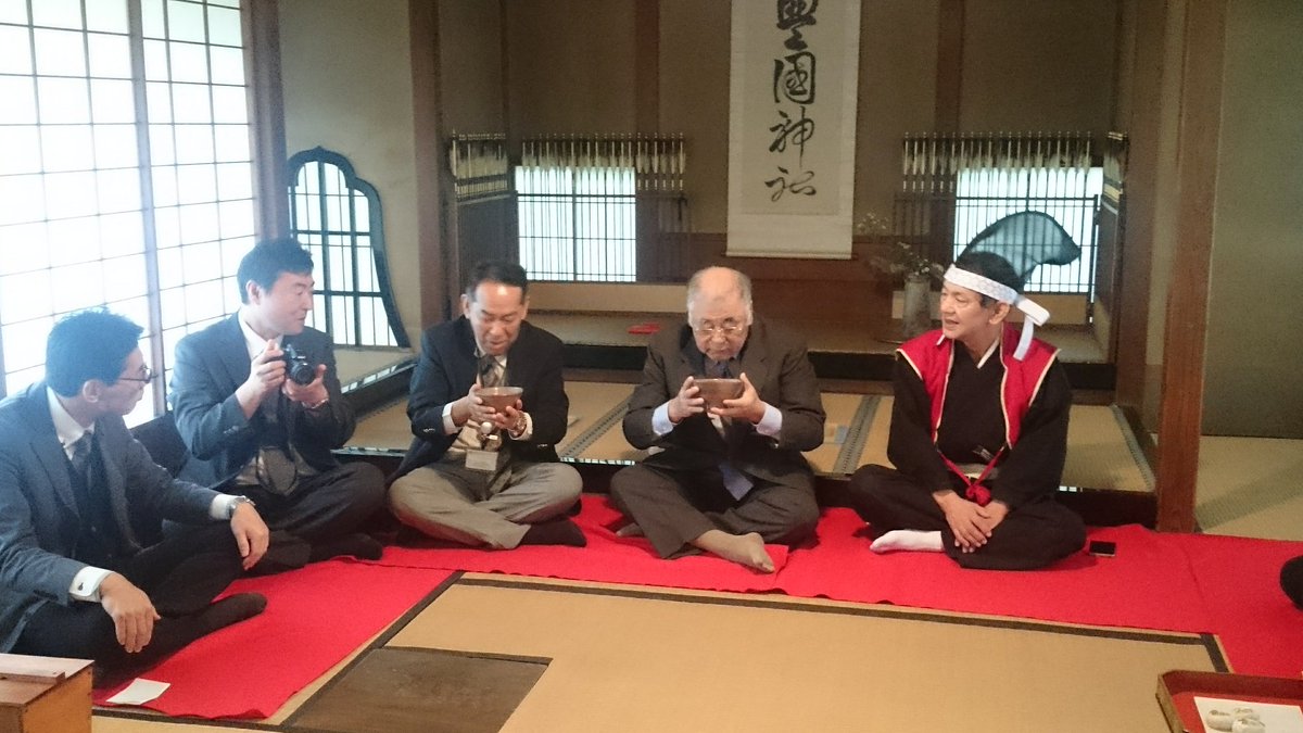 task_kougeikan's tweet photo. 【太閤茶会〜陣中 織田流茶道】@京都 豊国神社 https://t.co/X7Vy1BkOpX